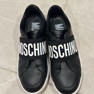 MOSCHINO LOGO BAND LEATHER SNEAKER women